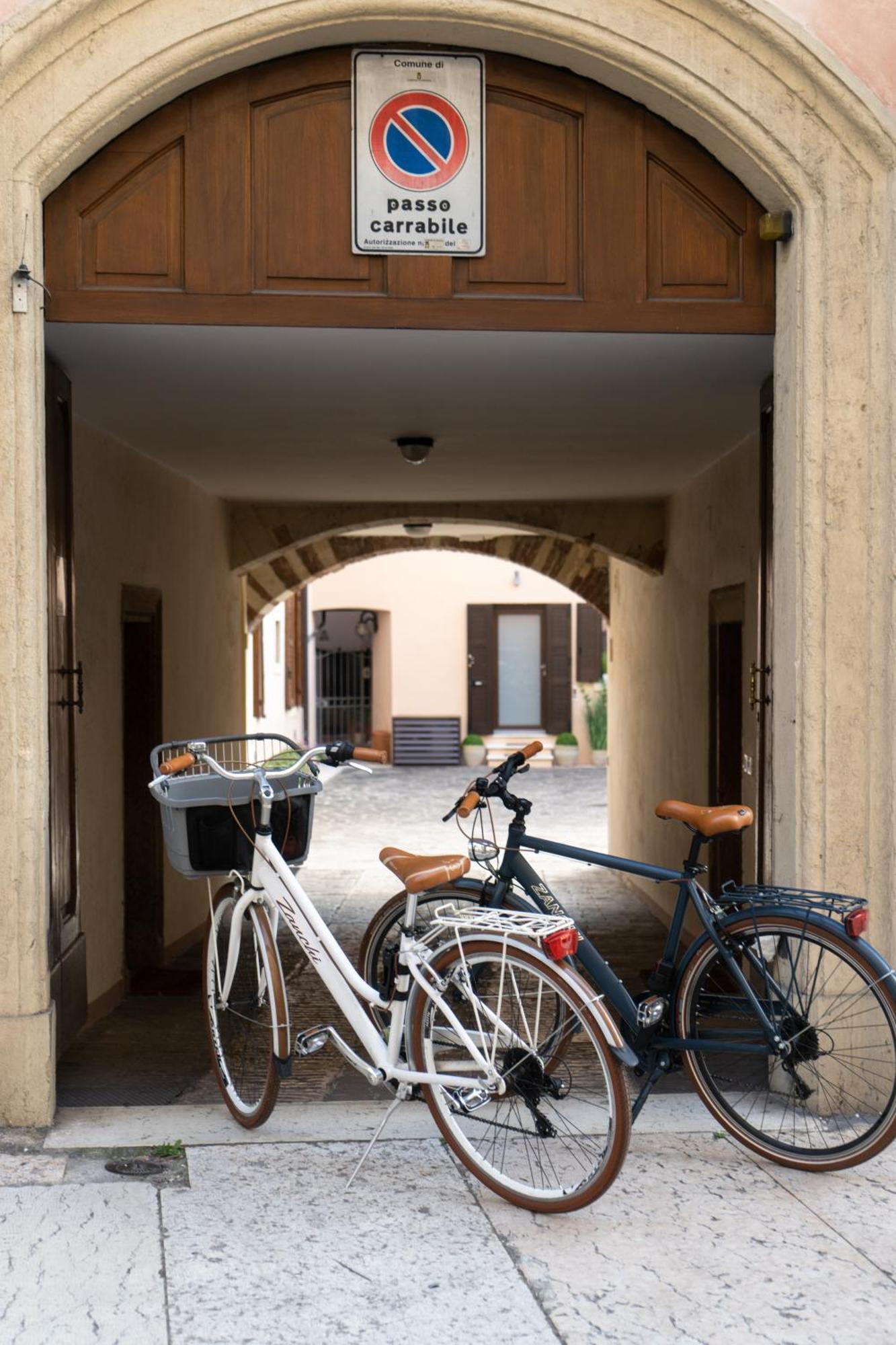 Residenze Carlo Alberto - Boutique Apartment Verona Exterior photo
